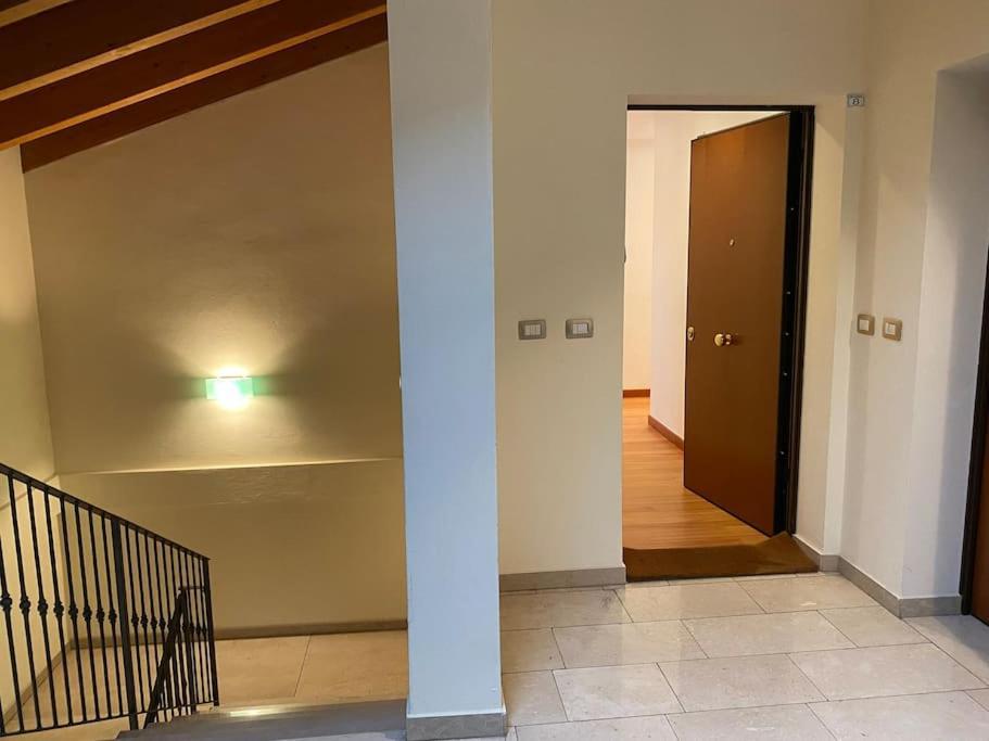 Interno 8 Con Box Auto Privato Gratuito Apartamento Ferrara