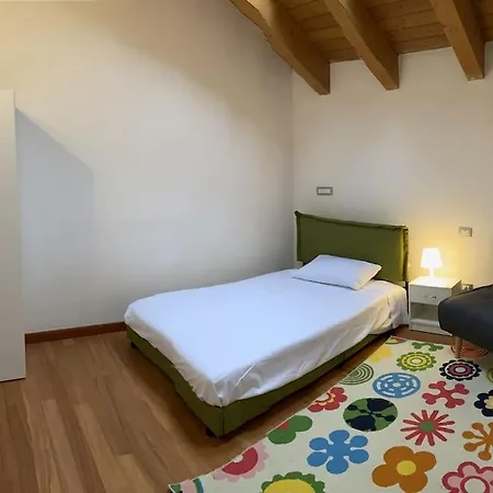 Interno 8 Appartamento Con Box Auto Privato Gratuito Ferrara Exterior photo