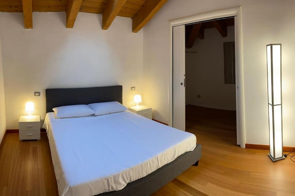 Apartment Interno 8 Con Box Auto Privato Gratuito